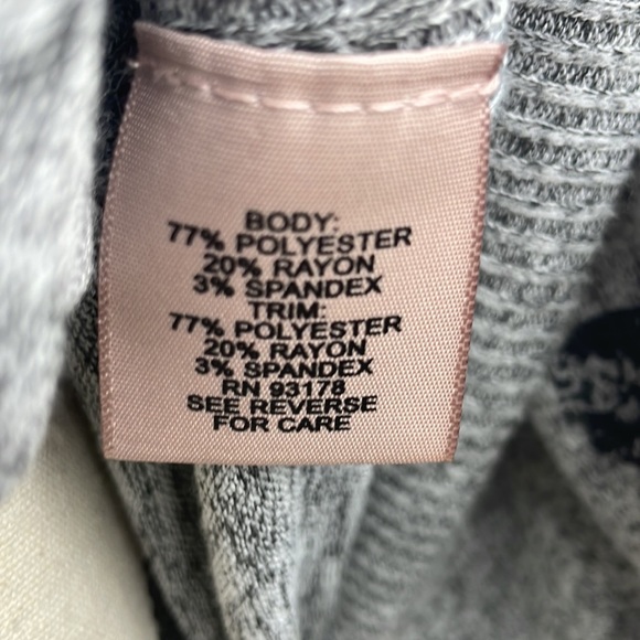 Philosophy Republic Clothing Sweater SZ S Distressed Hearts Soft - Picture 8 of 9